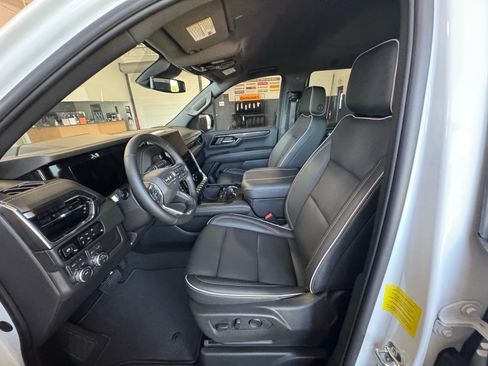 Used 2026 GMC Yukon Elevation AWD/4WD image 21