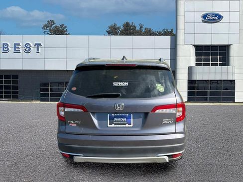 Used 2022 Honda Pilot Touring image 6