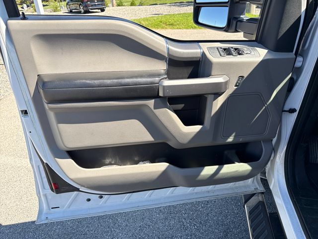 Used 2018 Ford F150 XLT w/ Equipment Group 302A Luxury AWD/4WD image 21