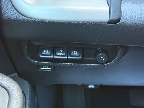 Used 2022 GMC Terrain Denali w/ LPO, Floor Liner Package AWD/4WD image 39