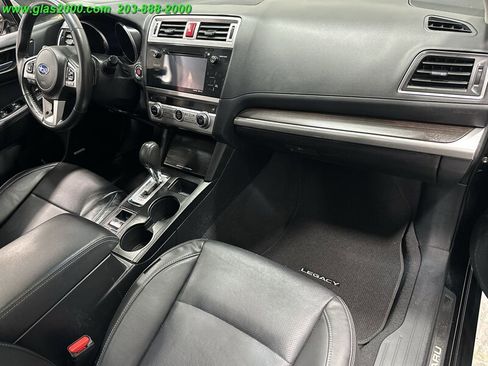 Used 2017 Subaru Legacy 2.5i Limited AWD/4WD image 5