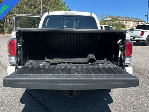 Used 2023 Toyota Tacoma TRD Sport AWD/4WD image 18