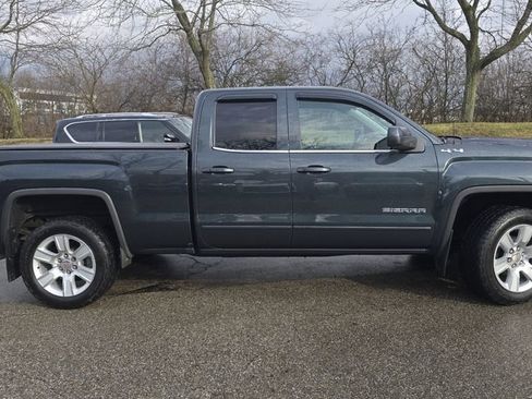 Used 2018 GMC Sierra 1500 SLE w/ SLE Value Package image 25
