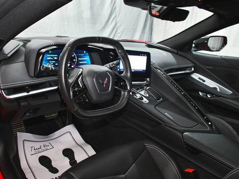 Used 2024 Chevrolet Corvette Stingray Convertible image 19