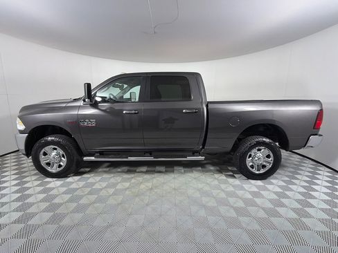 Used 2015 RAM 2500 SLT image 7