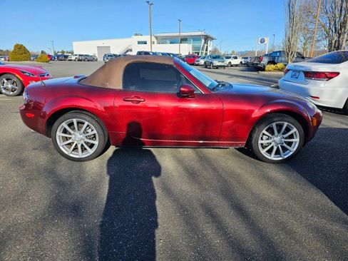 Used 2008 MAZDA MX-5 Miata Grand Touring image 8