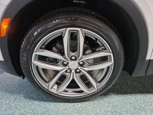 Used 2019 Cadillac XT4 Sport FWD image 12