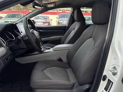 Used 2024 Toyota Camry LE w/ Convenience Package image 25