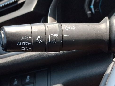 Used 2021 Honda Civic EX image 27