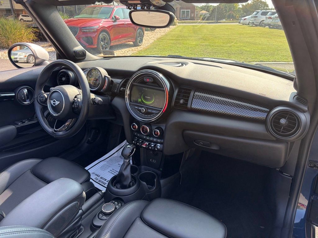 Used 2018 MINI Cooper S FWD image 16