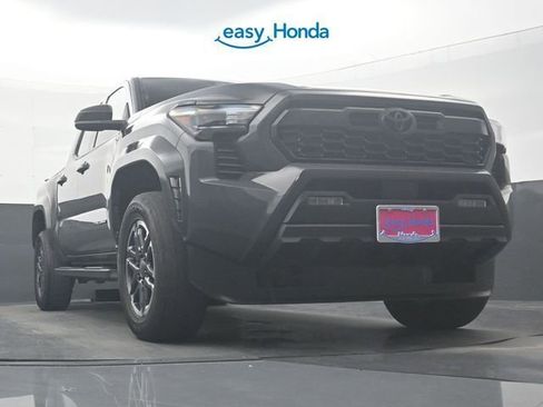 Used 2024 Toyota Tacoma TRD Sport image 28