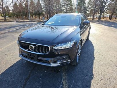 Used 2023 Volvo V90 B6 Cross Country Plus