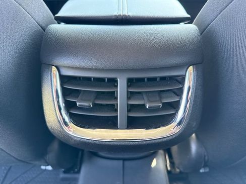 Used 2024 Chevrolet Malibu LT w/ Sport Edition FWD image 18