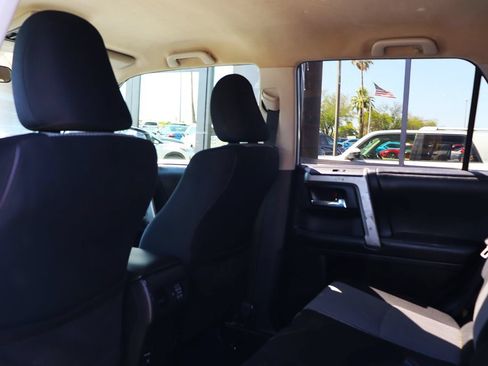 Used 2014 Toyota 4Runner SR5 AWD/4WD image 35