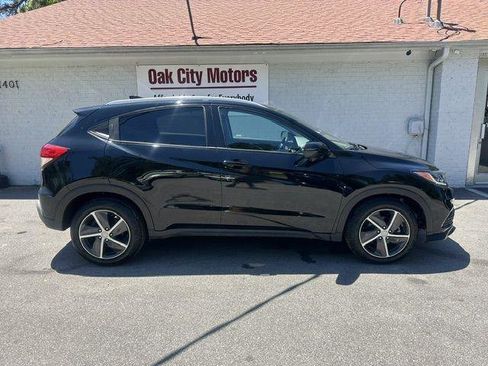 Used 2021 Honda HR-V EX-L image 4