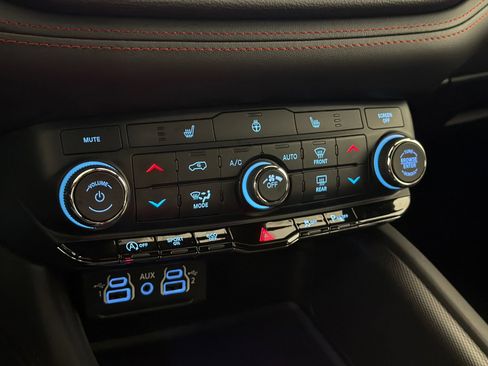 Used 2026 Dodge Durango GT AWD/4WD image 28
