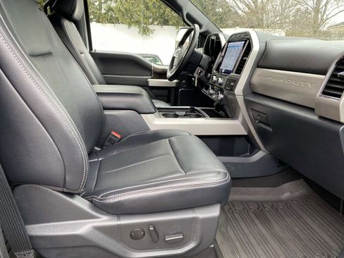 Used 2022 Ford F250 Lariat w/ Lariat Value Package image 27