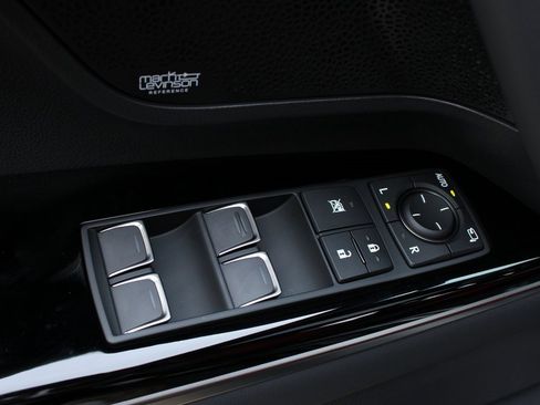 Used 2024 Lexus LX 600 F Sport image 28