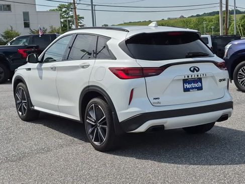 Used 2023 INFINITI QX50 Sport AWD/4WD image 4