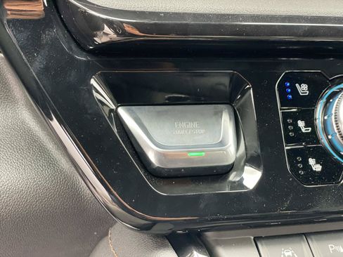 New 2026 GMC Sierra 1500 AT4 w/ AT4 Premium Package AWD/4WD image 18