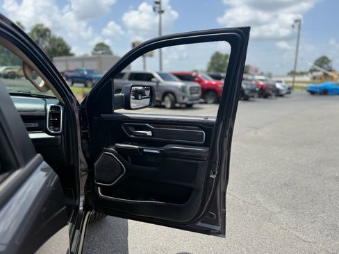 Used 2020 RAM 1500 Laramie AWD/4WD image 26