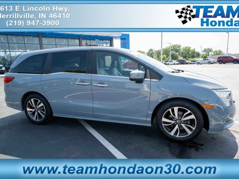Used 2023 Honda Odyssey Touring image 1