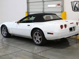 Used 1992 Chevrolet Corvette Stingray Convertible image 3