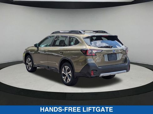Certified 2022 Subaru Outback Limited image 6