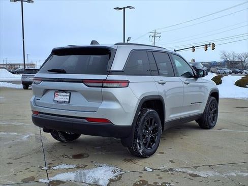 New 2026 Jeep Grand Cherokee Altitude AWD/4WD image 63