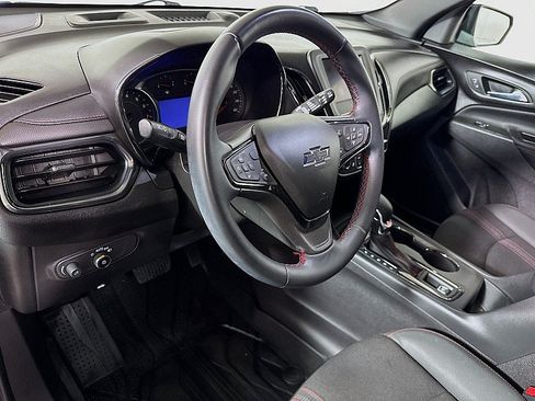 Used 2023 Chevrolet Equinox RS w/ LPO, Floor Liner Package AWD/4WD image 9