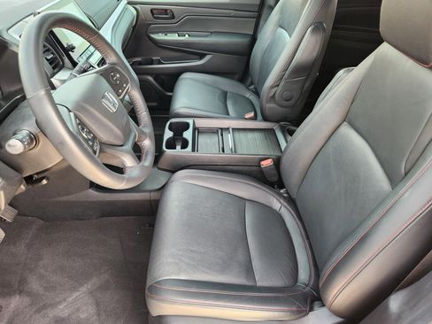 Certified 2023 Honda Odyssey Sport image 13