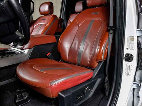 Used 2020 Ford F450 Platinum w/ FX4 Off-Road Package image 29