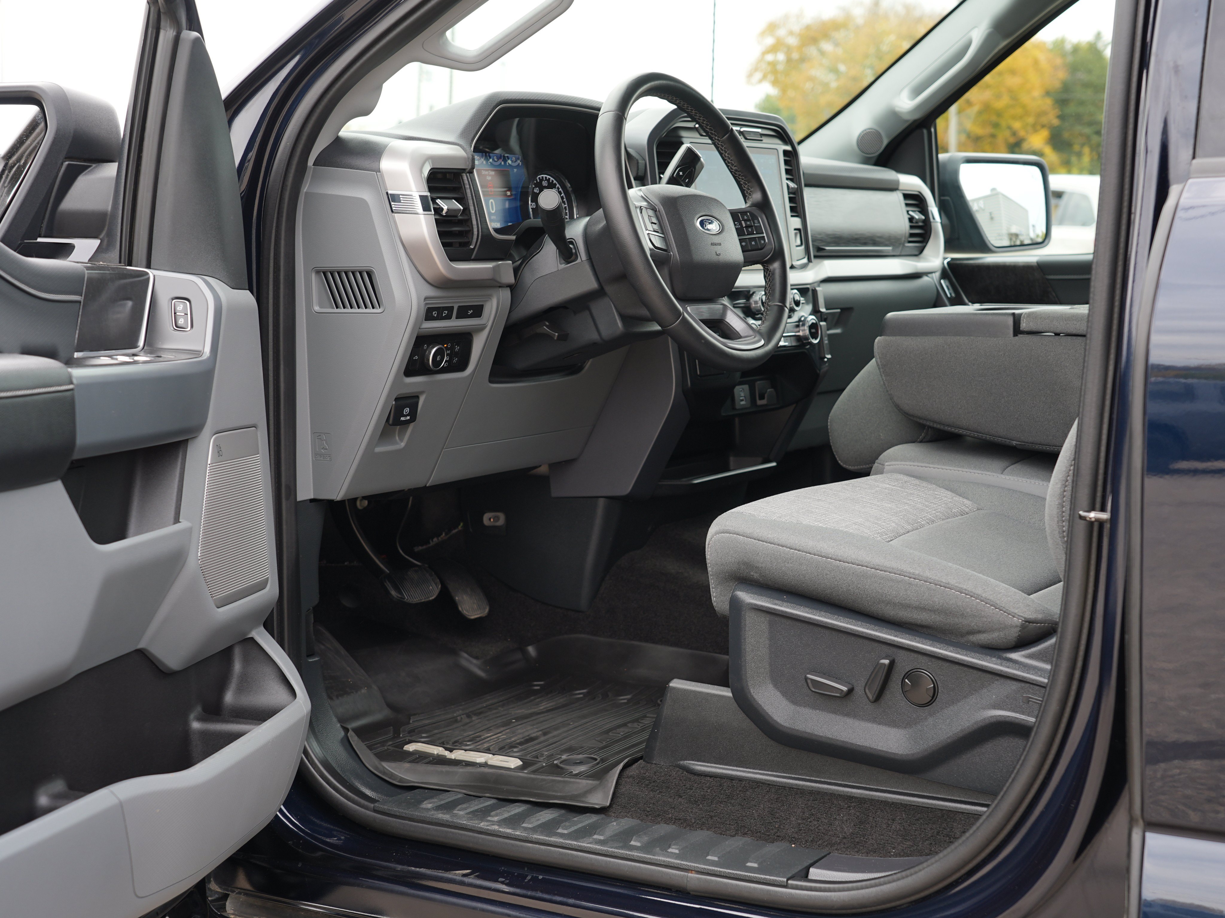 Used 2023 Ford F150 XLT w/ Equipment Group 302A High AWD/4WD image 15