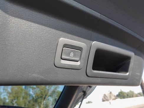 Certified 2025 MAZDA CX-30 AWD 2.5 S w/ Preferred Package image 26