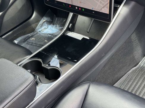 Used 2019 Tesla Model 3 RWD image 17