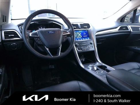 Used 2020 Ford Fusion SEL FWD image 7