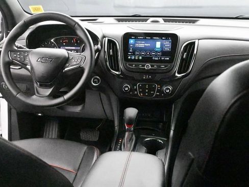 Used 2023 Chevrolet Equinox RS w/ RS Leather Package FWD image 14