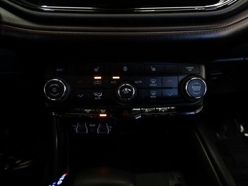 Used 2024 Dodge Durango R/T w/ Blacktop Package AWD/4WD image 35