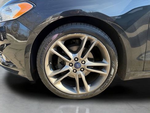 Used 2015 Ford Fusion Titanium image 9