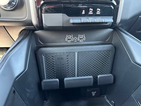 New 2026 RAM 1500 Laramie AWD/4WD image 44