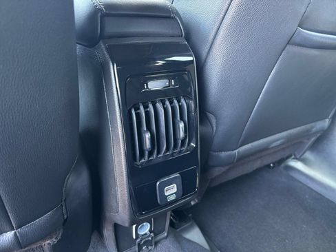 Used 2025 Jeep Compass Limited AWD/4WD image 23