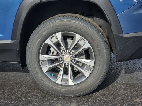 New 2026 Chevrolet Equinox LT w/ Convenience Package II image 46