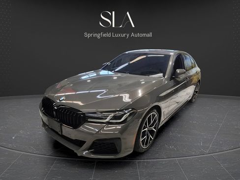 Used 2022 BMW M550i xDrive w/ Premium Package AWD/4WD image 4