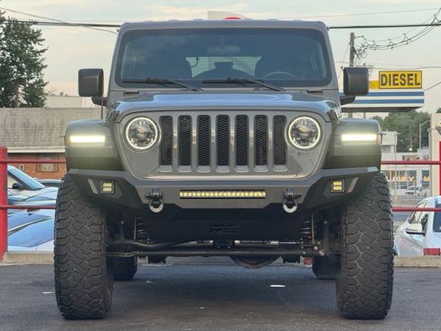 Used 2023 Jeep Wrangler Unlimited Sport AWD/4WD image 2