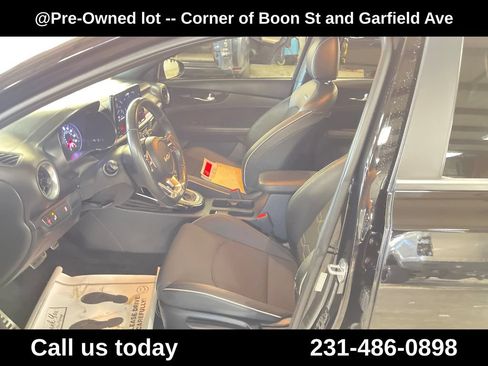Used 2022 Kia Forte GT-Line w/ GT-Line Technology Package FWD image 14