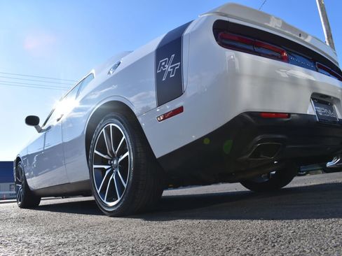 Used 2022 Dodge Challenger R/T image 8