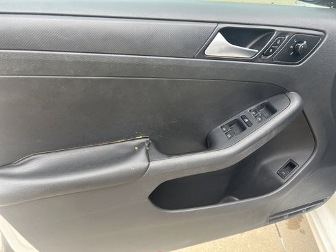 Used 2014 Volkswagen Jetta S image 13