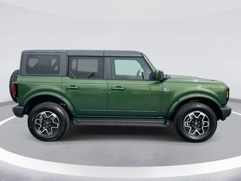 New 2025 Ford Bronco Outer Banks image 3