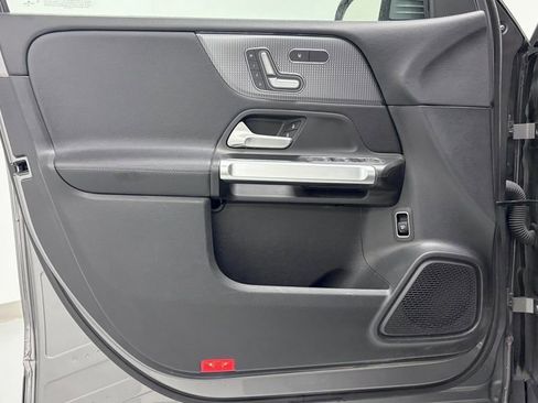 Certified 2021 Mercedes-Benz GLB 250 4MATIC image 15