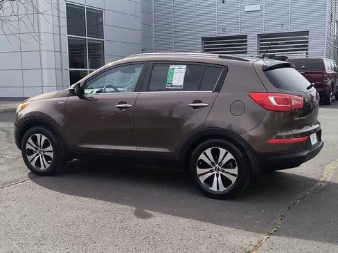 Used 2011 Kia Sportage EX w/ Premium Pkg w/Leather Seats AWD/4WD image 6